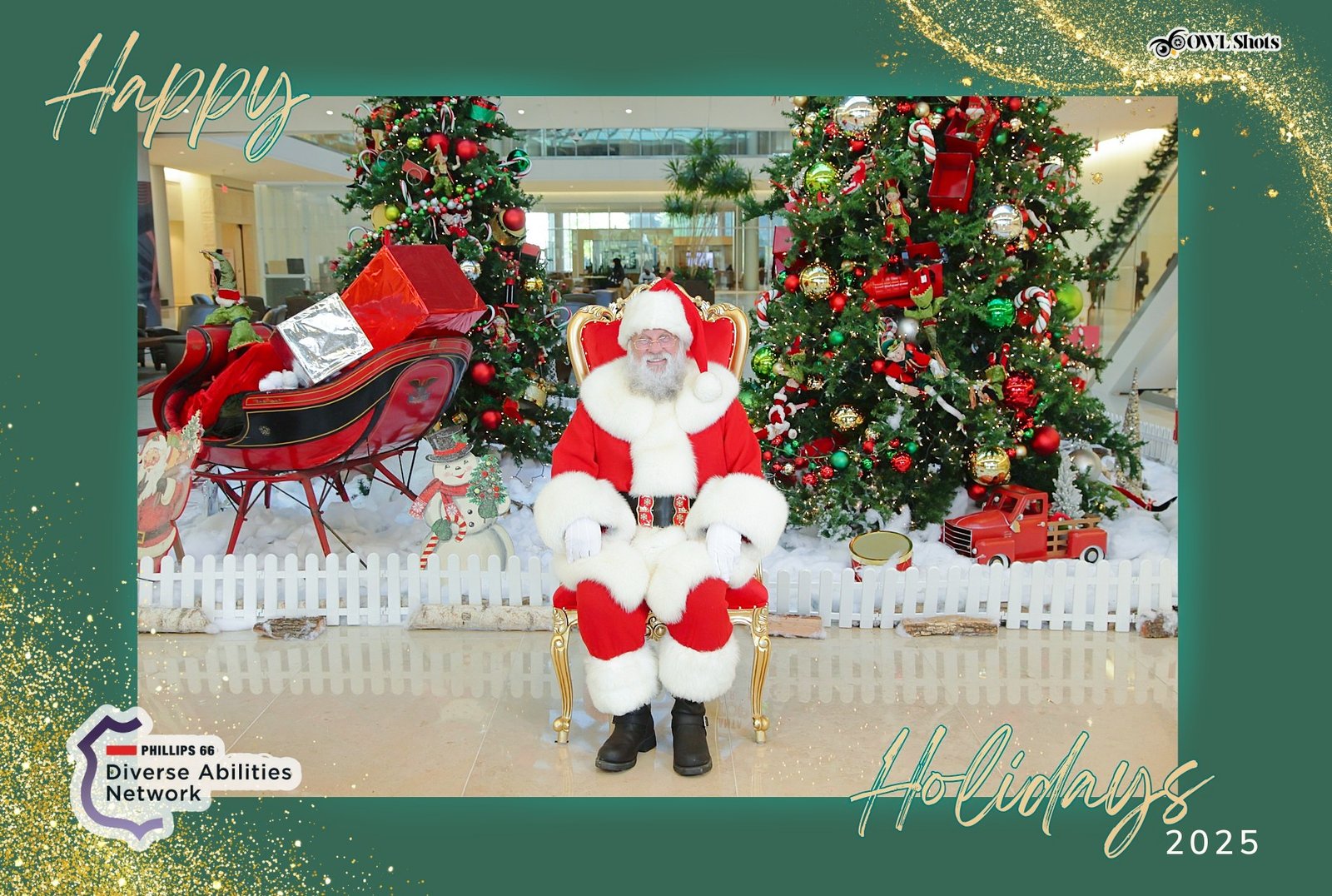 OWLShots holiday photo booth activation for Phillips 66's Diverse Abilities Network